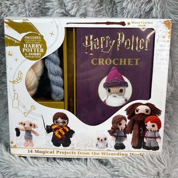 Warner Bros. Other - Harry Potter Crochet Kit New Wand for a Hook!